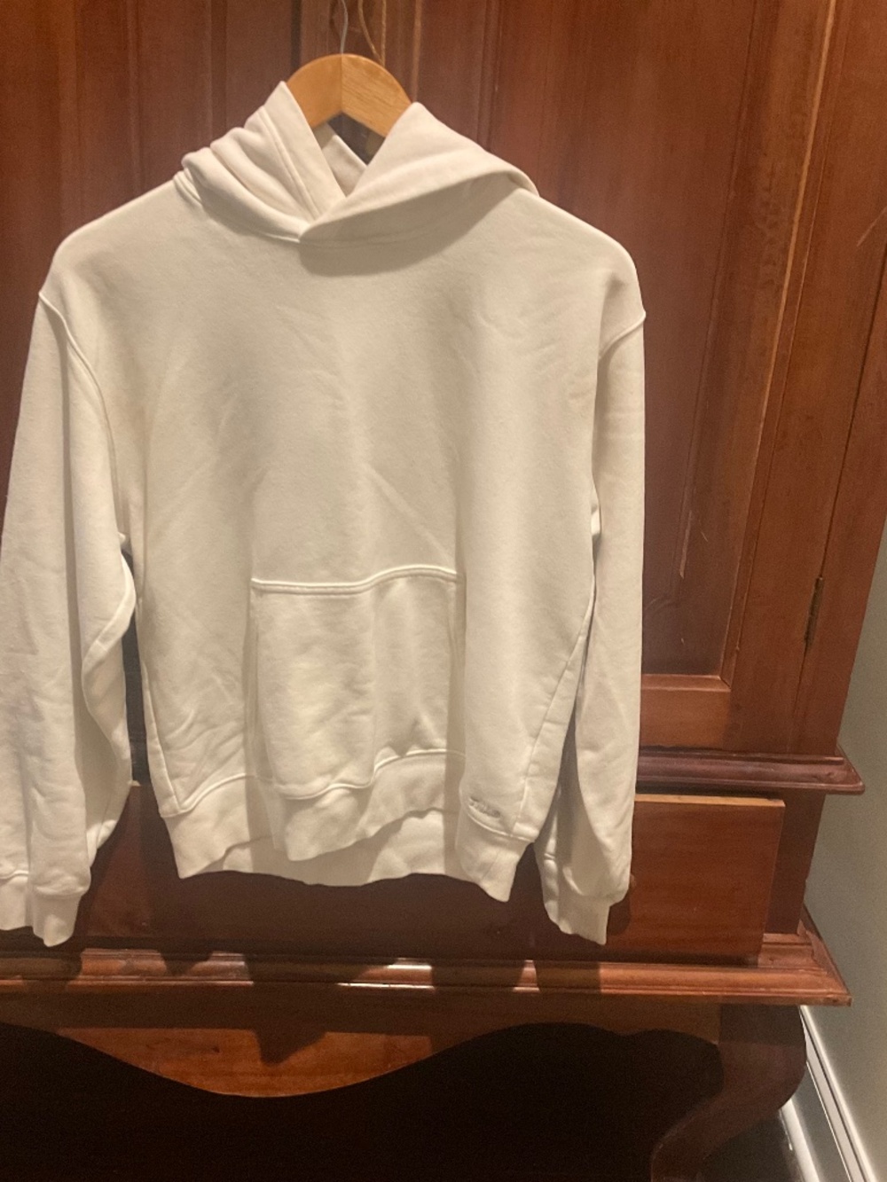 Aritzia TNA Terry Sweatfleece  Perfect  Fit Hoodie, Color White, Size XS